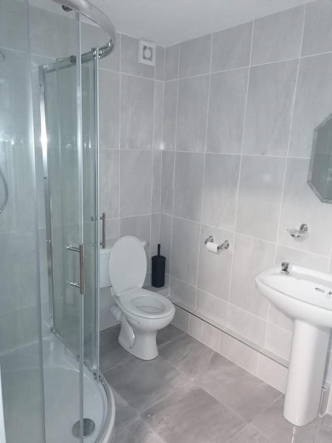 Oak House Apartment Ennis Esterno foto